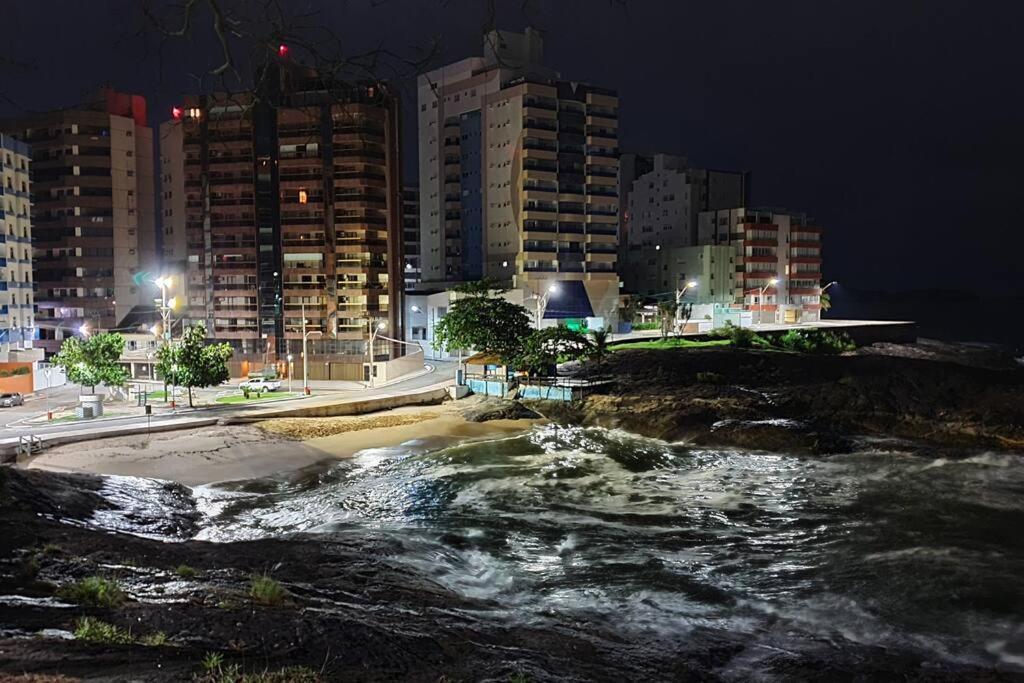Apartamento Luxo Ar Condicionado Otima Localizacao Guarapari Luaran gambar