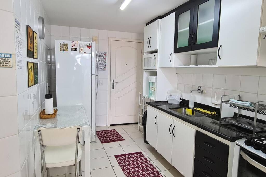 Apartamento Luxo Ar Condicionado Otima Localizacao Guarapari Luaran gambar